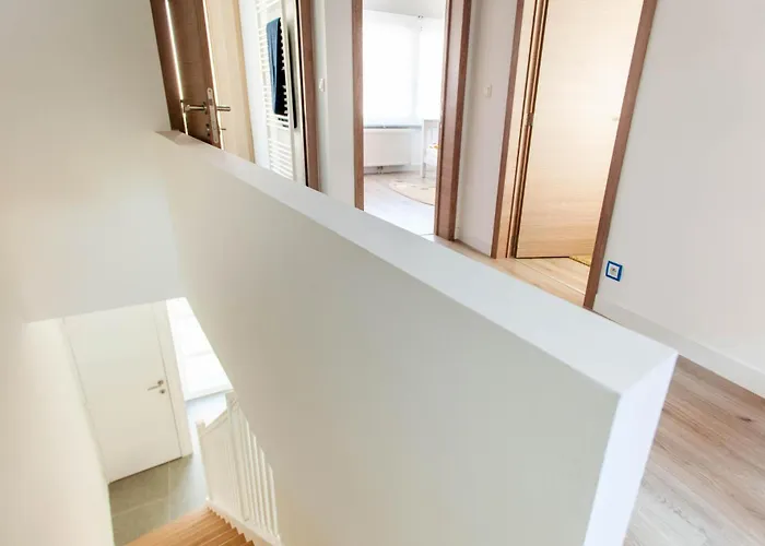 Tin Tin à La Near With Garden Hébergement de vacances *